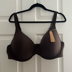 Skims bra in espresso NWT!